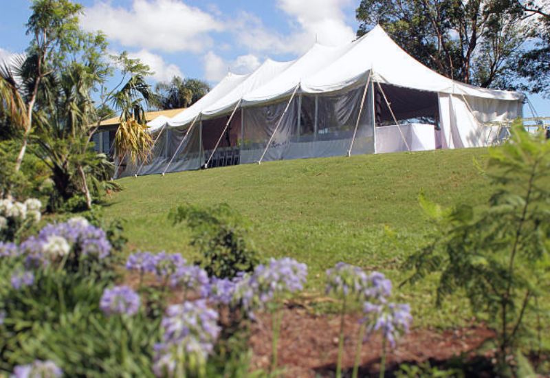 Saving Money on Wedding Tents