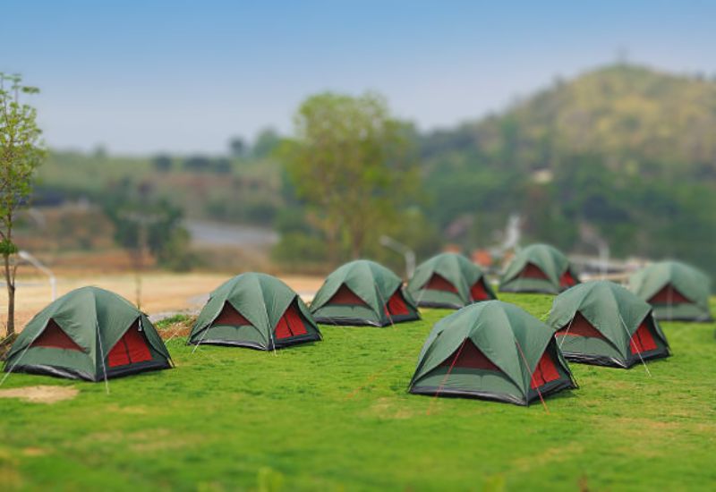 Online Marketplaces for Tent Poles