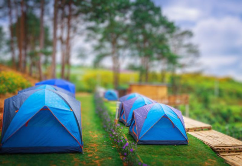 How to Easily Set Up a Family Tent